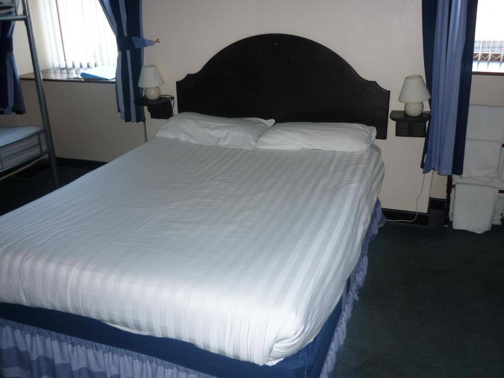 The Craven Heifer Bed & Breakfast Addingham Oda fotoğraf