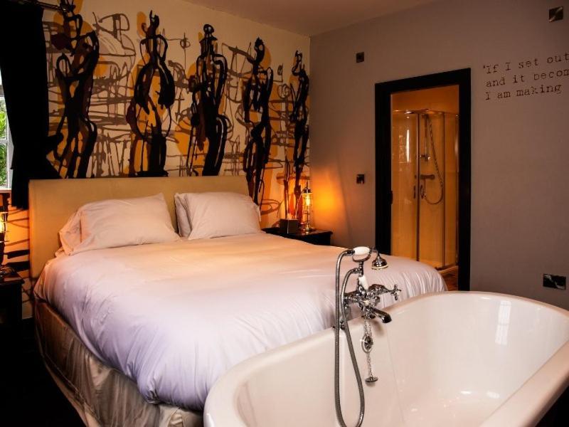 The Craven Heifer Bed & Breakfast Addingham Oda fotoğraf